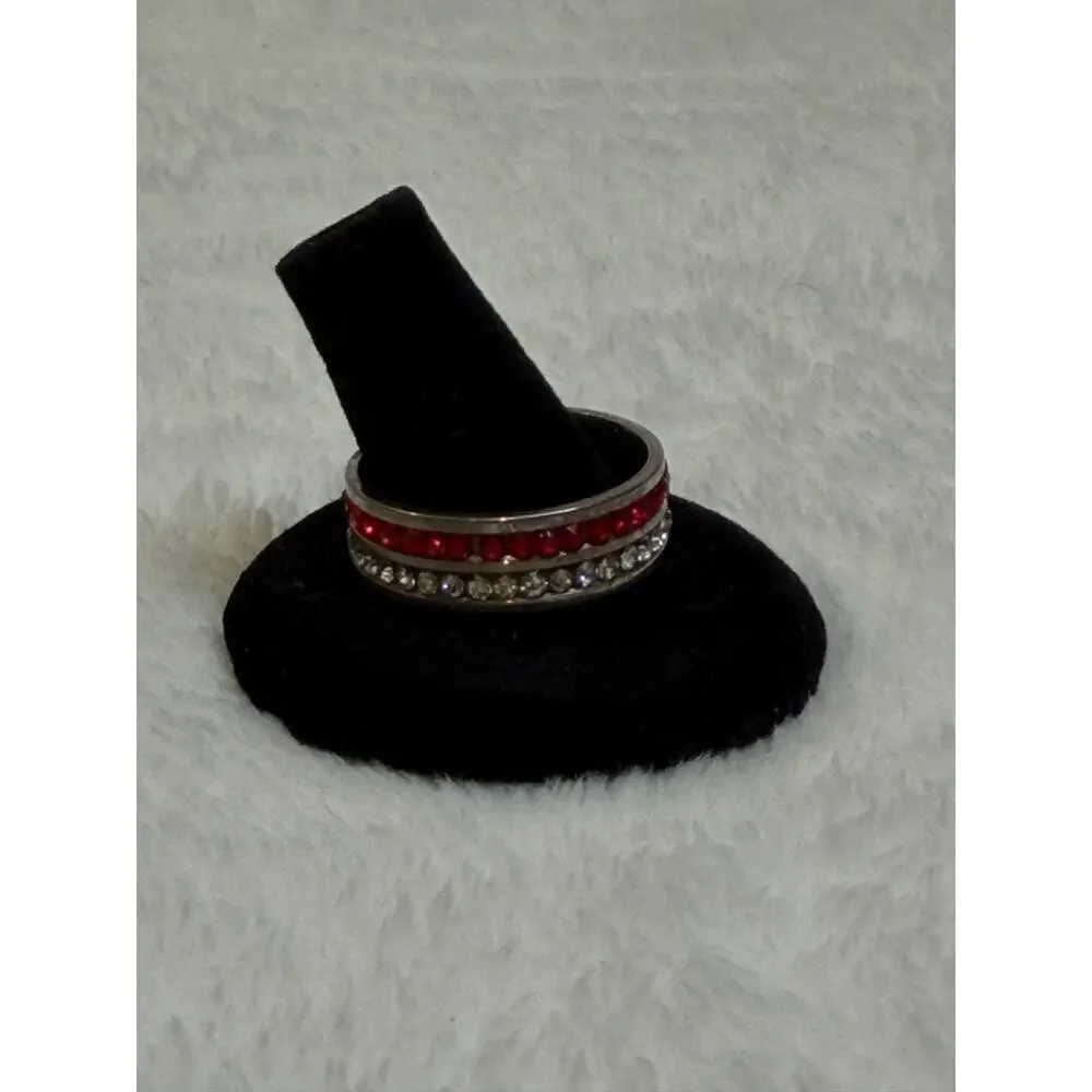 Red + Clear Rhinestone Band – Silver Tone – Size 8